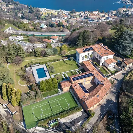 Guesthost - Two-room In With Pool! Apartment *