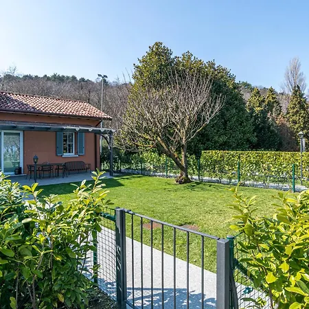 Guesthost - Two-room In With Pool! * Como