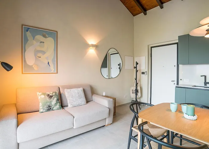 Guesthost - Two-room In With Pool!