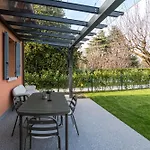 Guesthost - Two-room In With Pool! קומו