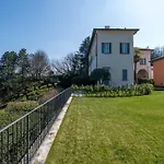 דירה Guesthost - Two-room In With Pool! *